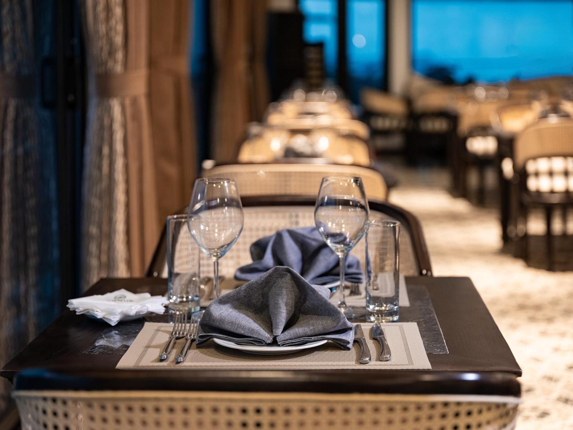 Era Premium Cruises Halong Hotel Hạ Long-öböl Kültér fotó