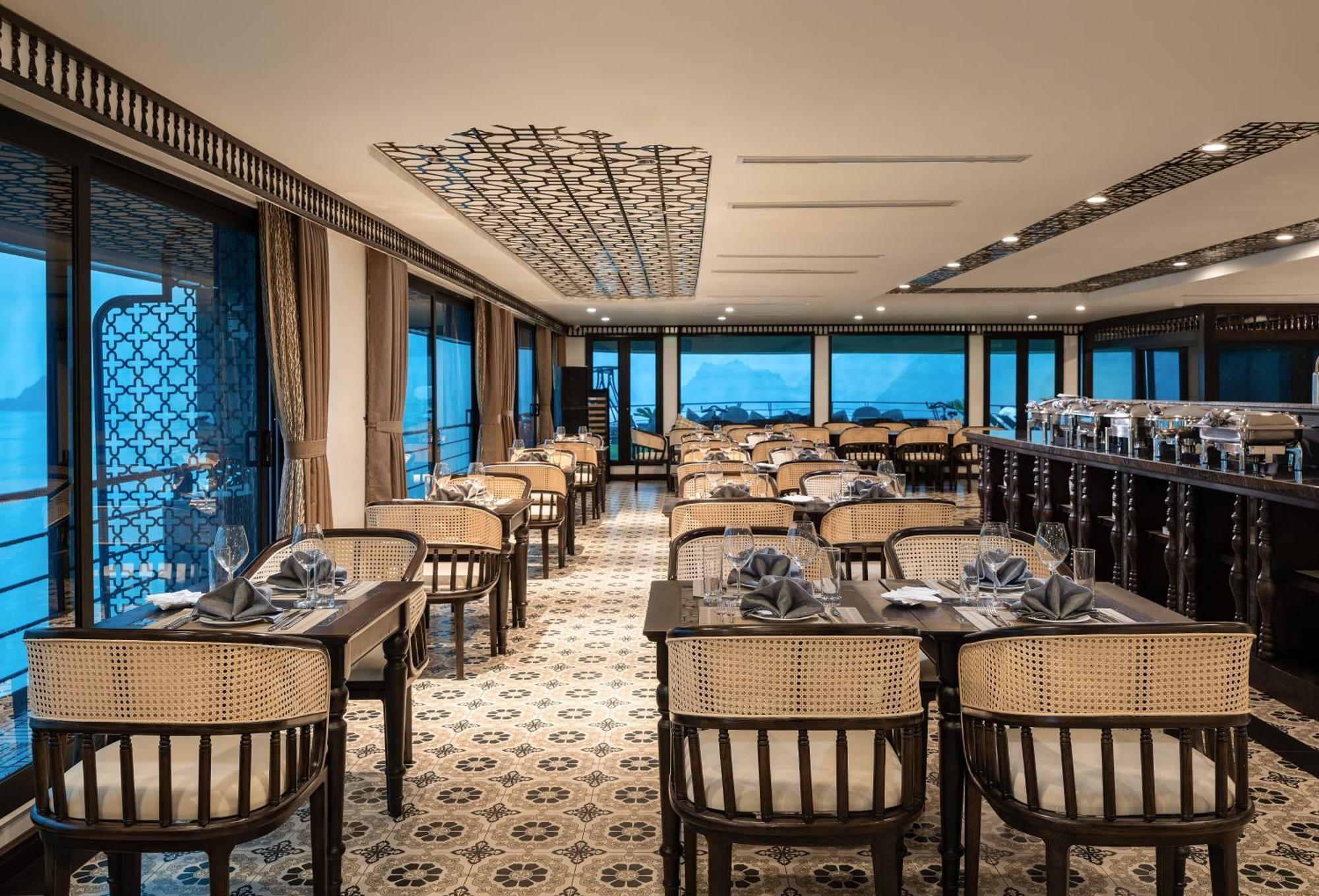 Era Premium Cruises Halong Hotel Hạ Long-öböl Kültér fotó
