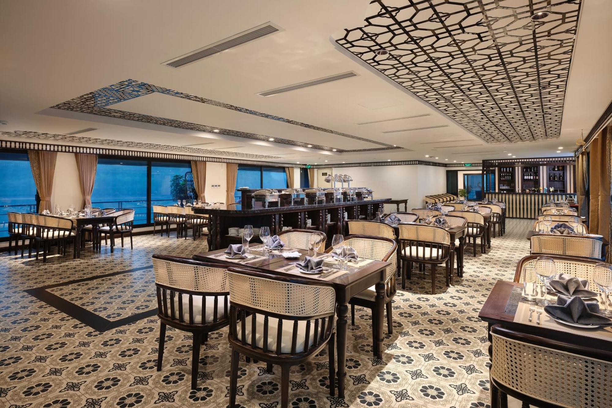 Era Premium Cruises Halong Hotel Hạ Long-öböl Kültér fotó