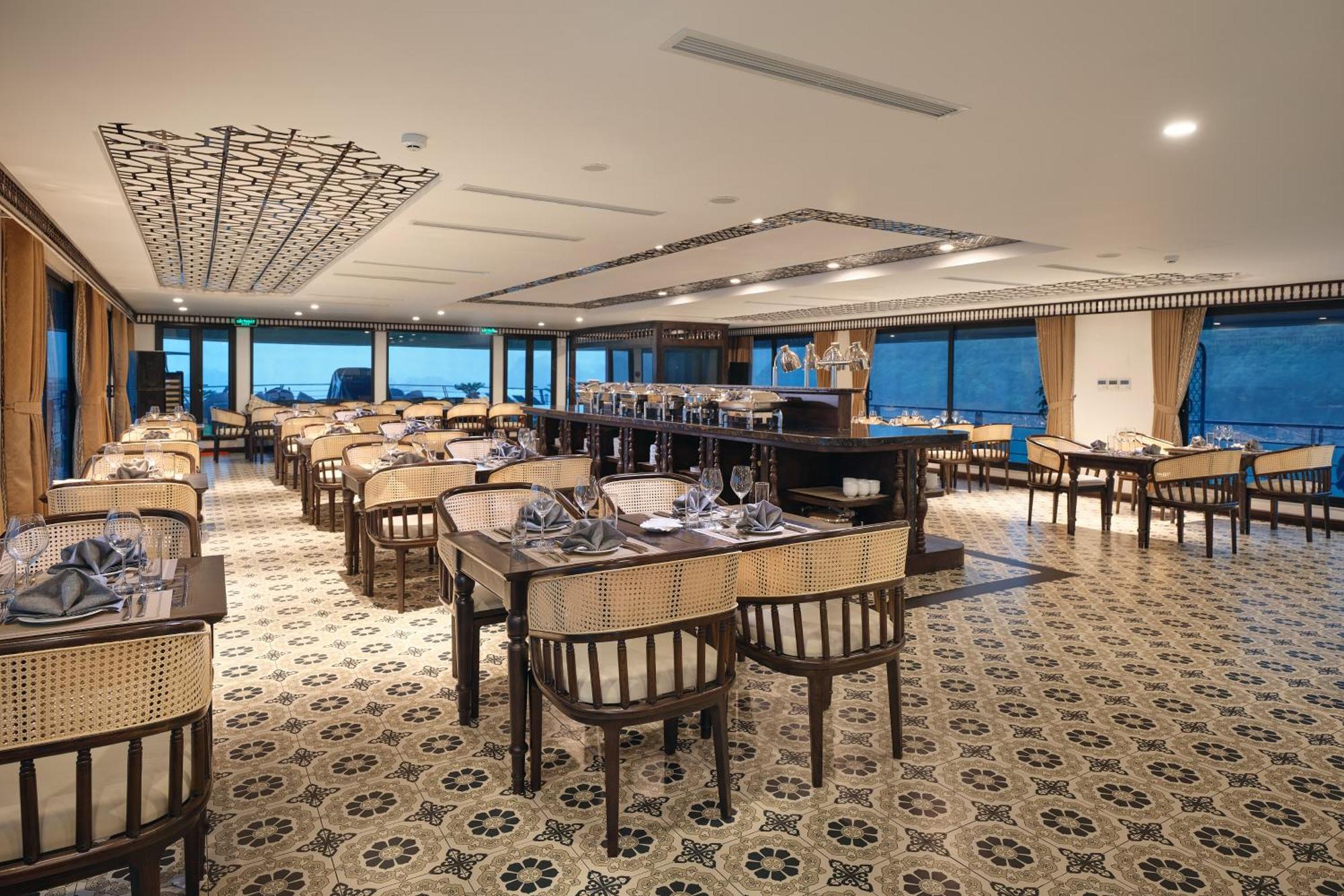 Era Premium Cruises Halong Hotel Hạ Long-öböl Kültér fotó