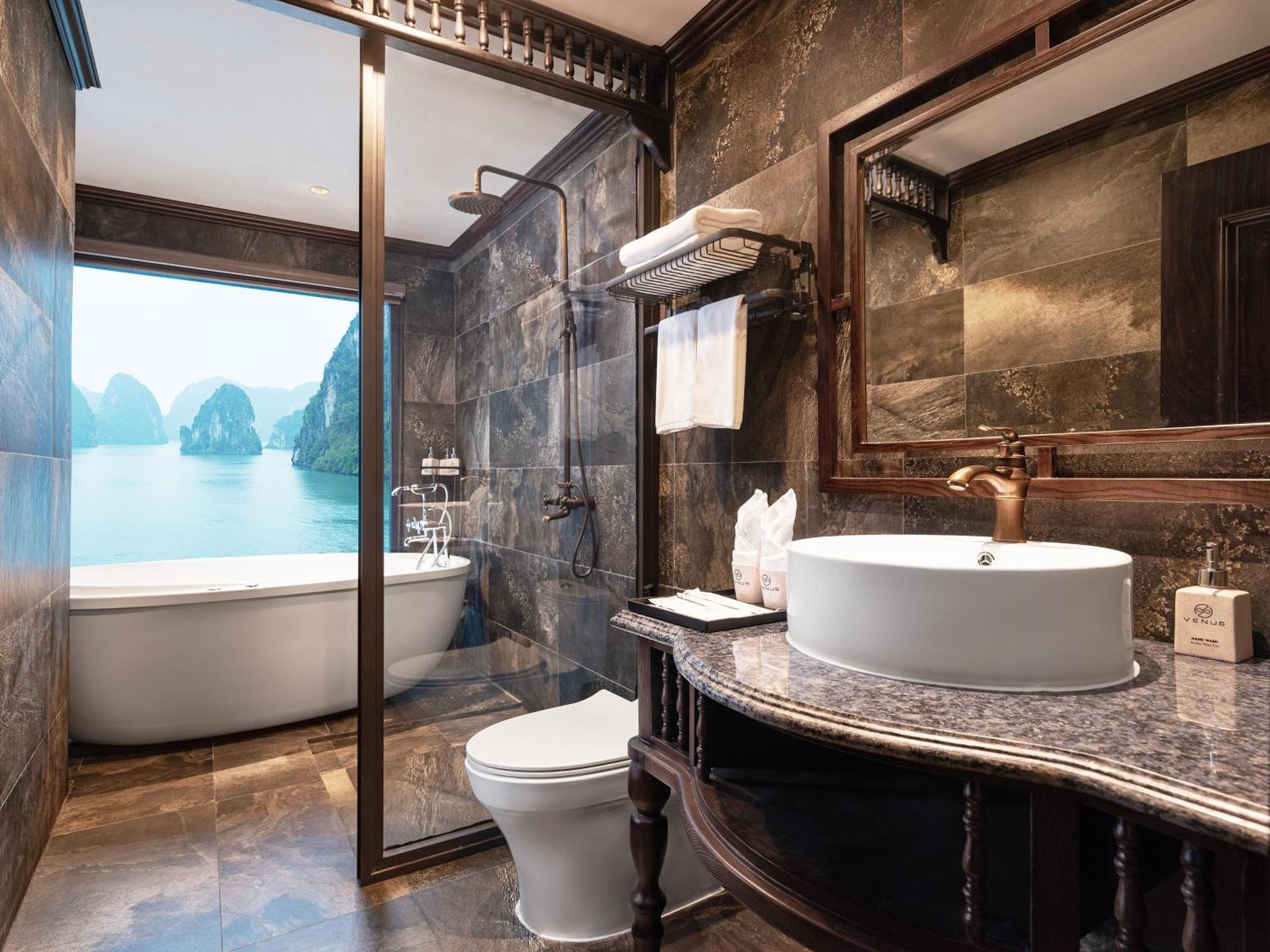 Era Premium Cruises Halong Hotel Hạ Long-öböl Kültér fotó