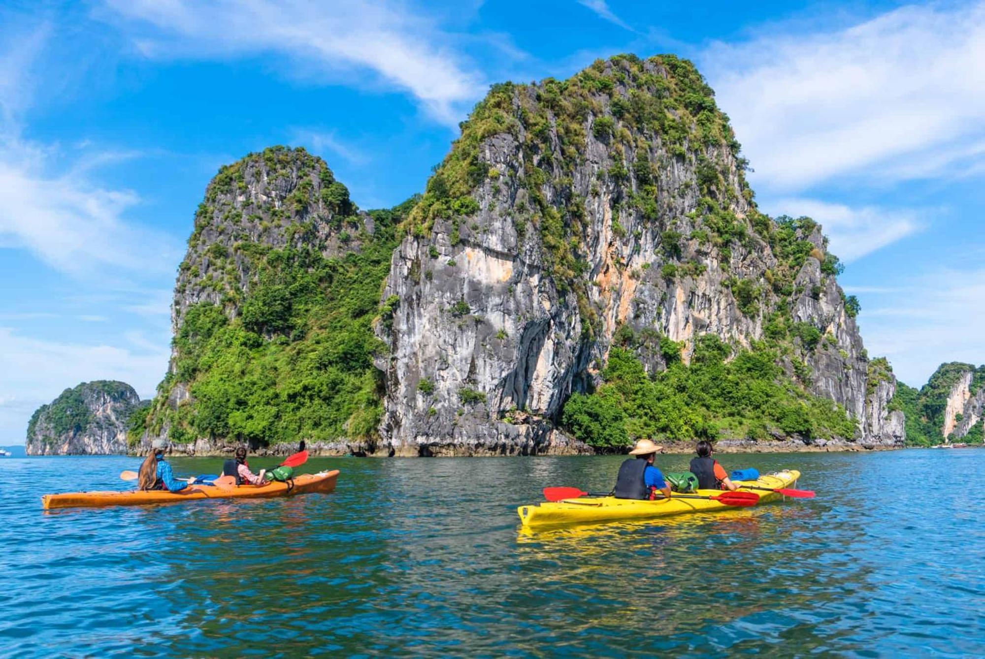 Era Premium Cruises Halong Hotel Hạ Long-öböl Kültér fotó